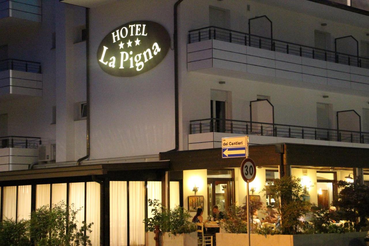 Hotel La Pigna Lignano Sabbiadoro Exterior foto