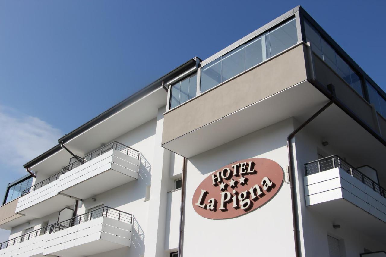 Hotel La Pigna Lignano Sabbiadoro Exterior foto